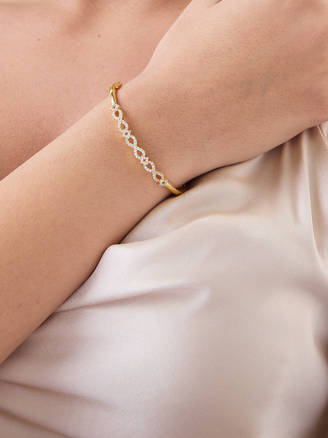 MAIRA Sparkling 925 Sterling Silver 18 k Gold Plated Infinity Valentine Kada Bracelet Jewellery / Gift for Women