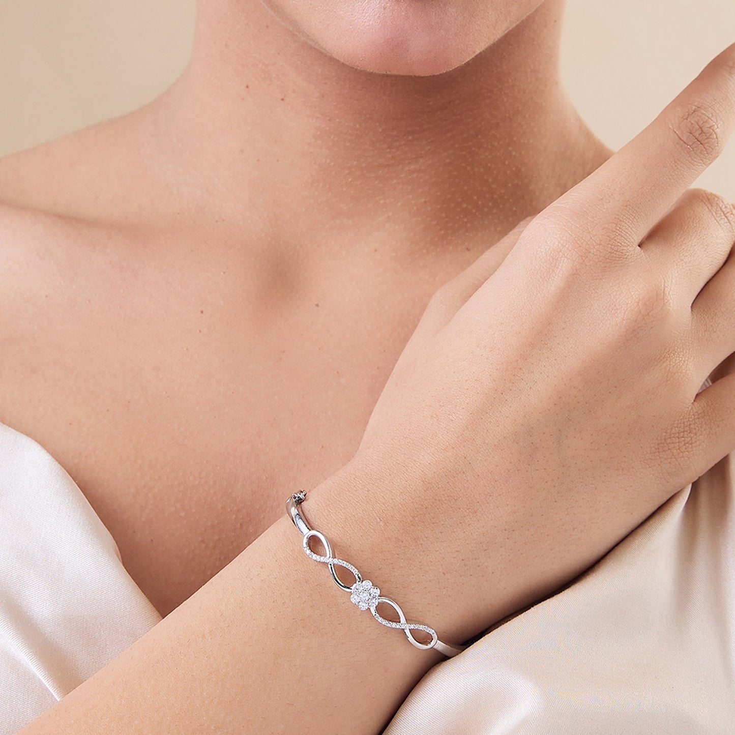 MAIRA 925 Sterling Silver Infinity Kada for Women