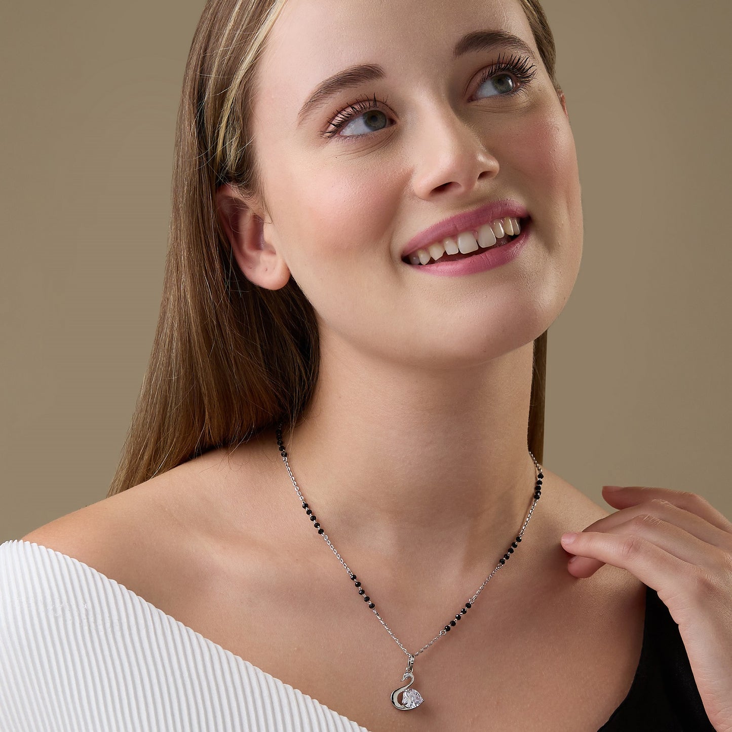 MAIRA One Stone Swan Pendant 925 Sterling Siver Necklace Mangalsutra Jewellery / Gift for Women