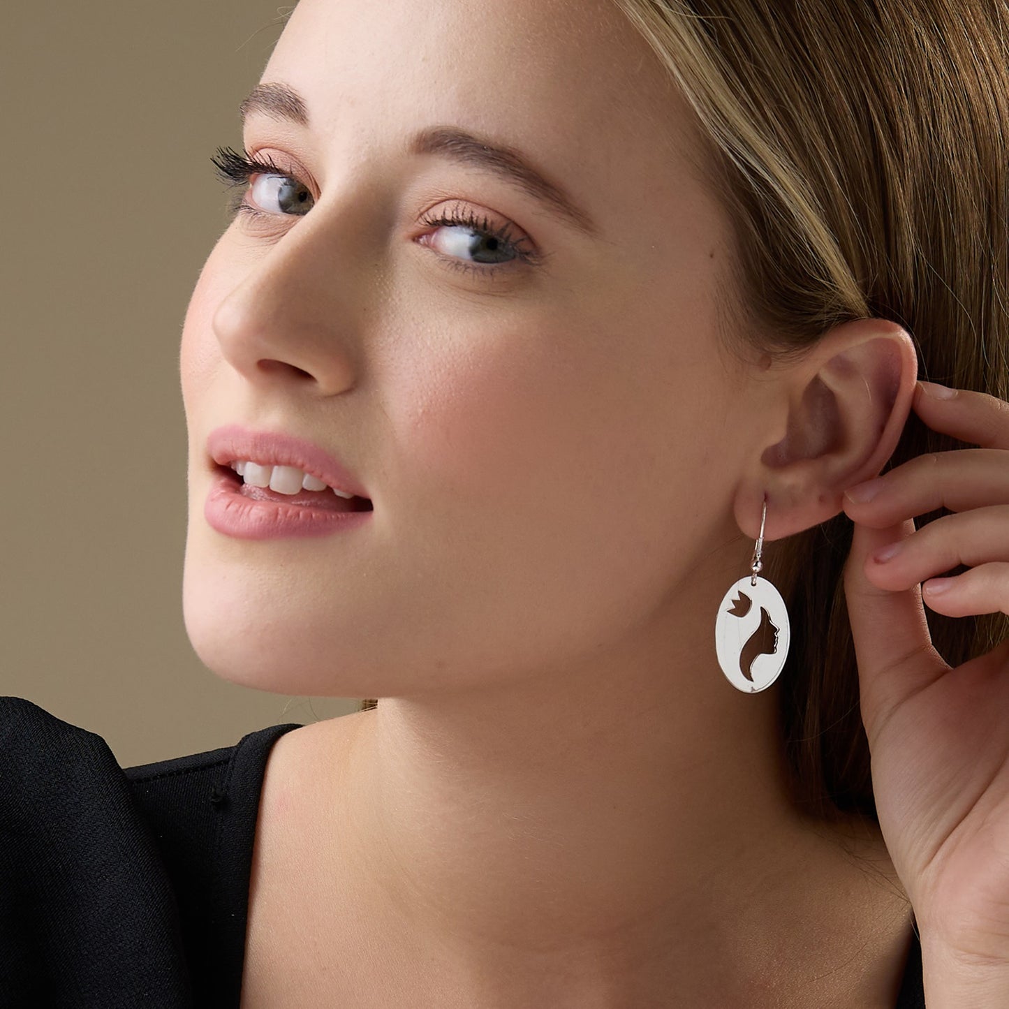 MAIRA 925 Sterling Silver I AM QUEEN Hoop Earrings for Women / Girls