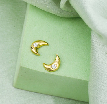 MAIRA Half Moon Mini 925 Sterling Silver Round Stud 18 k Gold Plated Chand Earring Set for Girls / Women