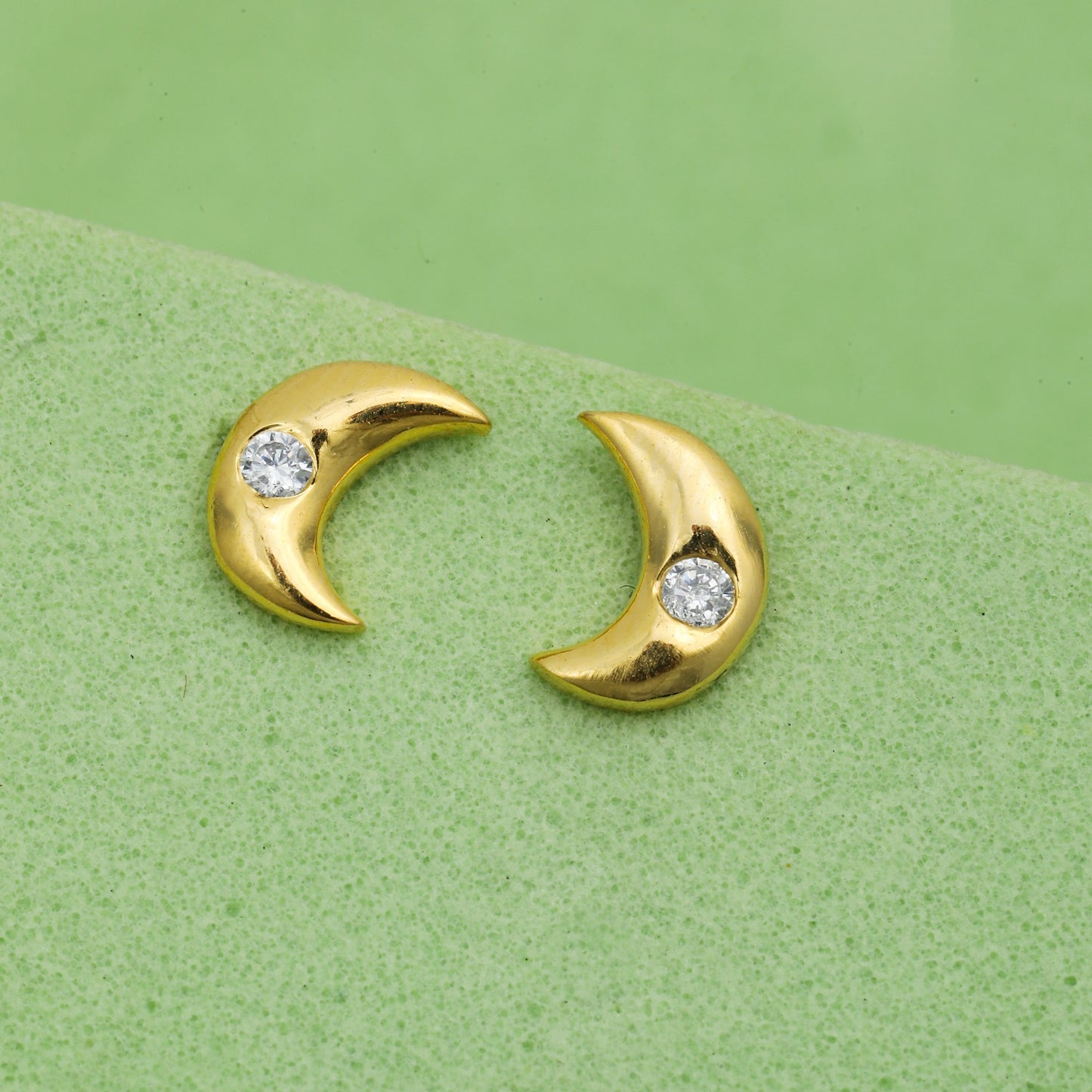 MAIRA Half Moon Mini 925 Sterling Silver Round Stud 18 k Gold Plated Chand Earring Set for Girls / Women