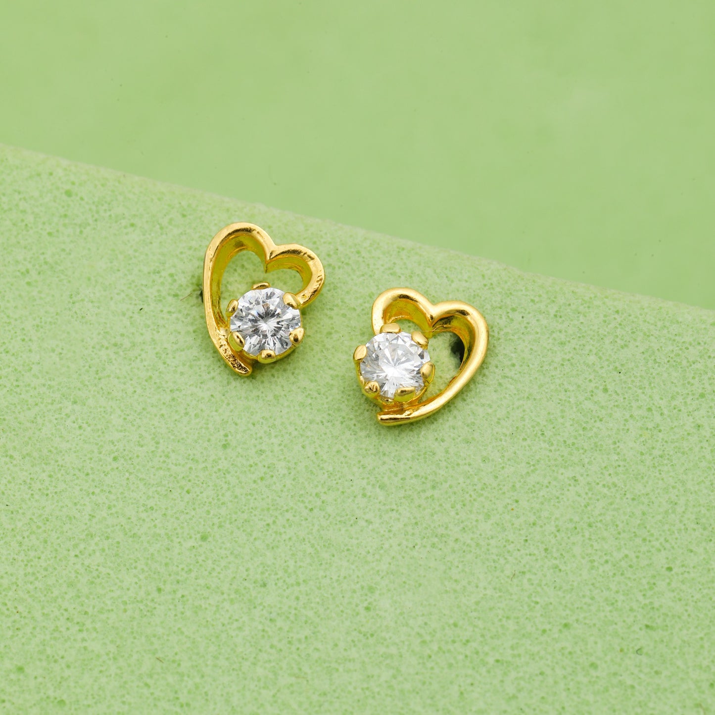 MAIRA Stylish Heart 925 Sterling Silver 18 k Gold Plated Valentine Gift Earring Set for Girls / Women