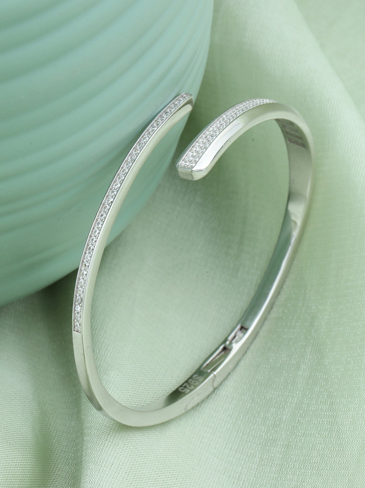 MAIRA Stylish 925 Sterling Silver Cross Kada Bracelet with Swiss Zirconia Jewellery