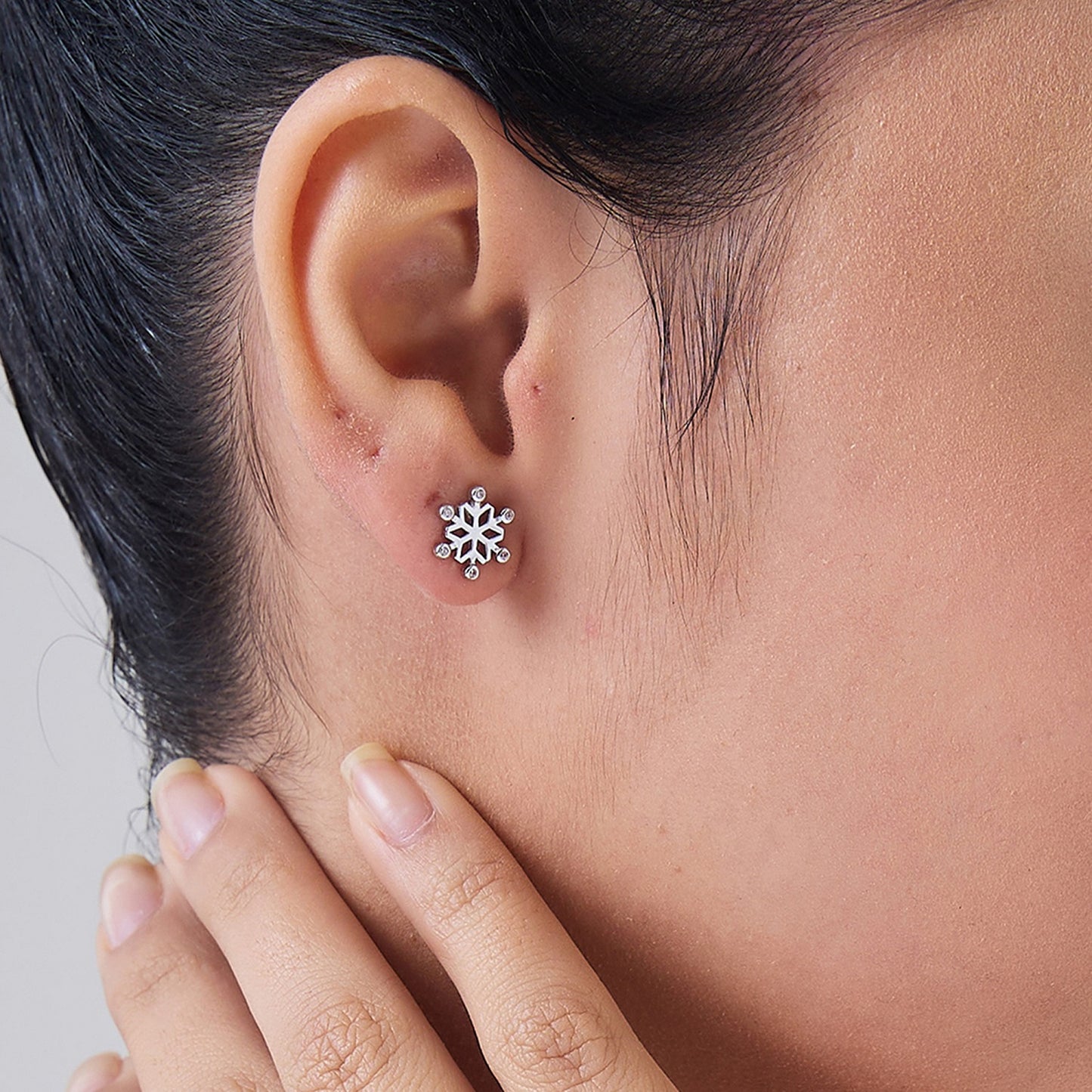 MAIRA 925 Sterling Plain Simple Silver Stud Earrings for Girls / Women