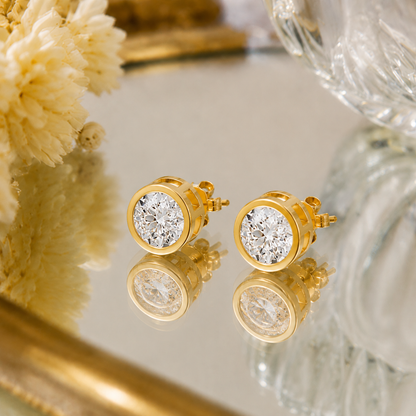 Golden Radiance Round Crystal Stud