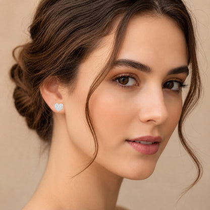 Shimmering Stylish Heart Shaped Stud