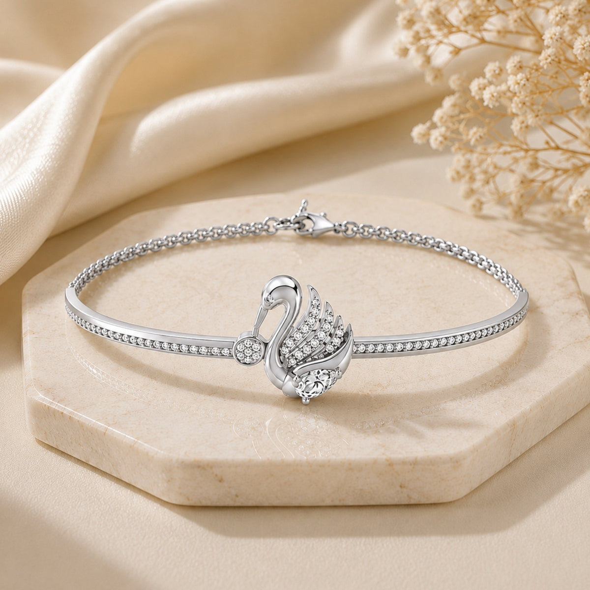 Swan Serenade Rhodium plated 925 Sterling Silver Bracelet