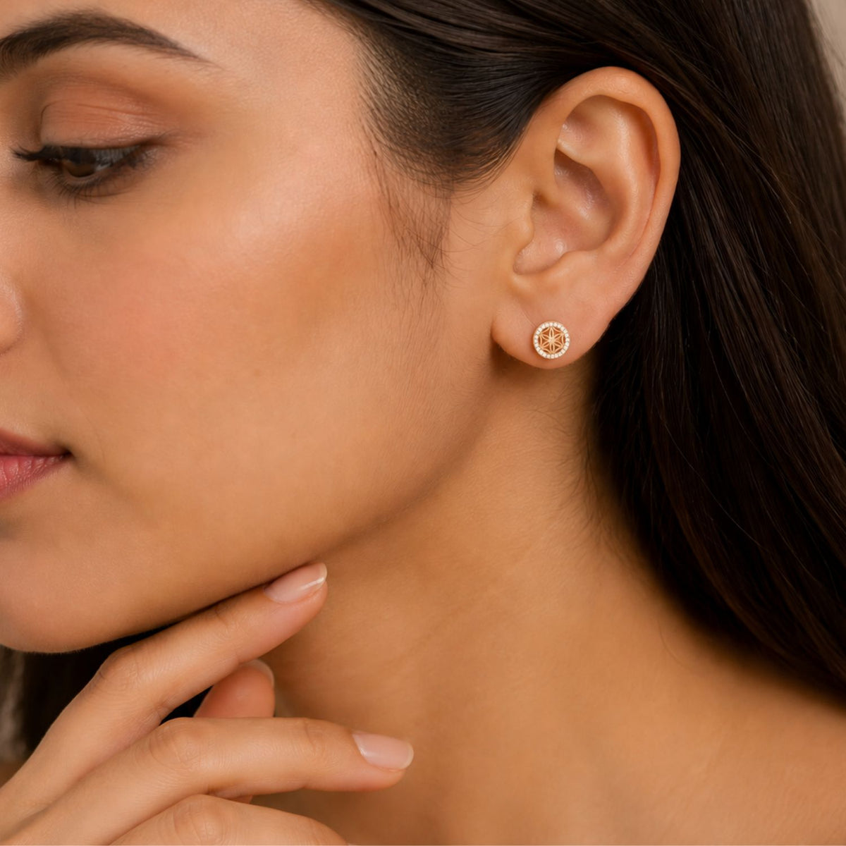 Graceful Floral Design Sparkling Gold Plated 925 sterling silver Stud Earrings