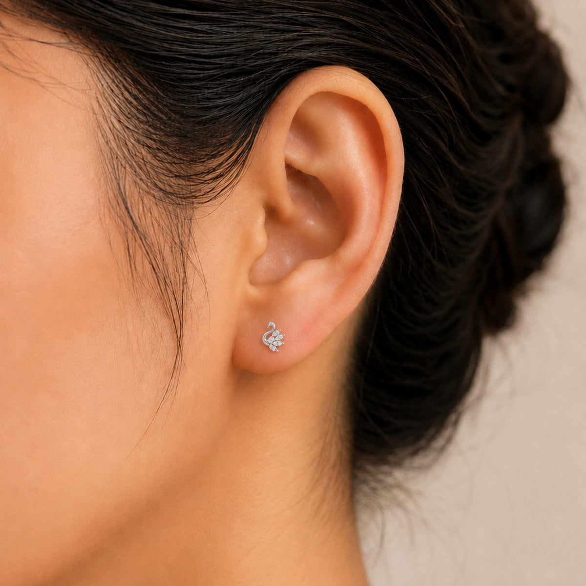 Marquise-Cut Swan Feather Rhodium Plated 925 sterling silver Stud
